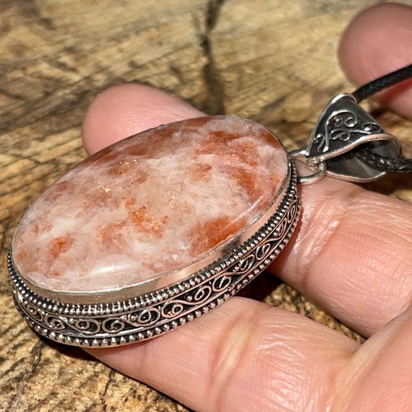 “Leadership Stone” Peach Sunstone Pendant 2 1/4” - Picture 1 of 16